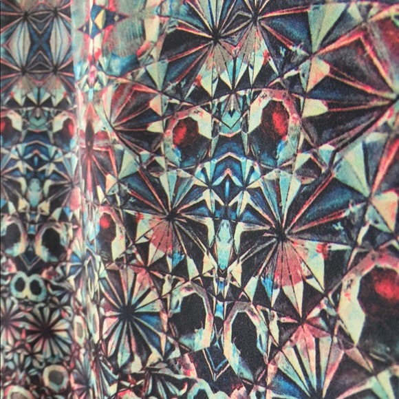 Rock & Republic Gems Hi/Low Tank Top - Picture 4 of 4